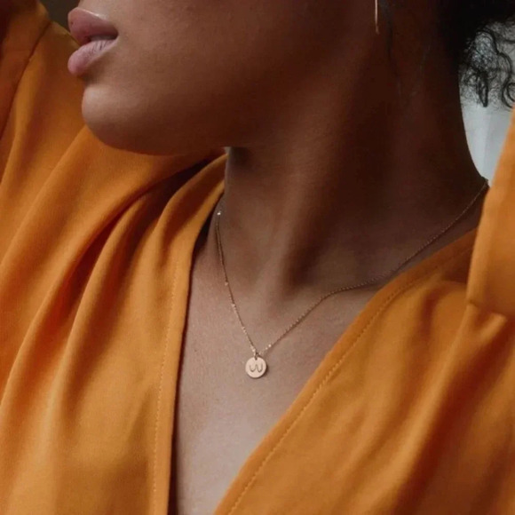 Teardrop Boobs Body Positivity Charm Disc Necklace - Picture 2 of 7